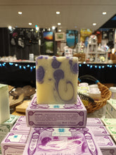 Charger l'image dans la galerie, Savon "Un petit Air d'été" 100g