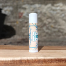 Charger l'image dans la galerie, Baume à lèvres naturel réparateur et apaisant 4.9g
